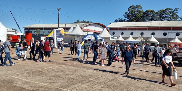 Expo Erechim alcança objetivos de integrar empresas e comunidade e promover muitas prospecções de negócios