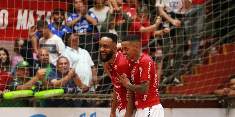 Atlântico vence novamente o Tubarão e vai às semifinais da LNF