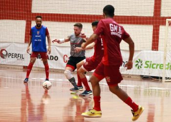 Atlântico viaja para começar decidir semifinais da LNF