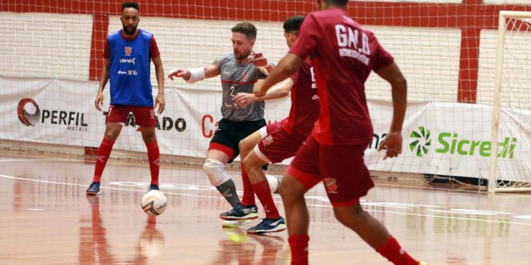 Atlântico viaja para começar decidir semifinais da LNF