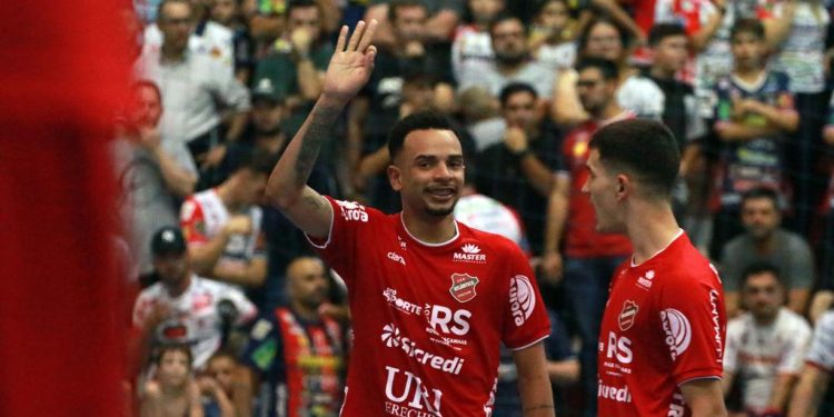 Em jogo eletrizante, Atlântico vence o Cascavel fora de casa e amplia vantagem nas semifinais da LNF