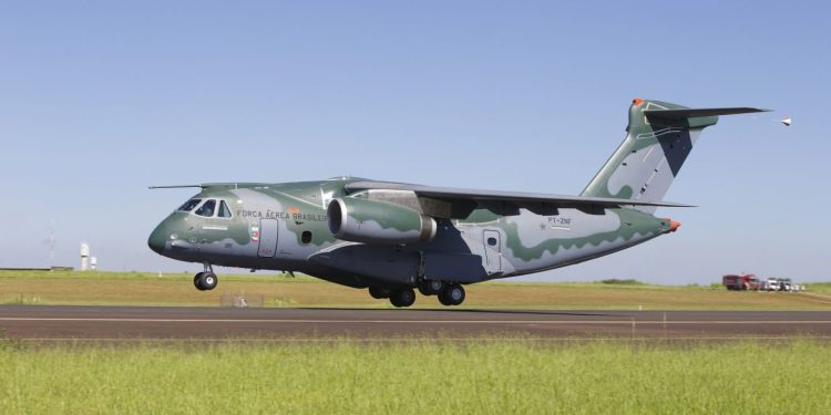 Israel garantiu que vai permitir saída de brasileiros de Gaza pelo Egito até quarta-feira, diz ministro Mauro Vieira