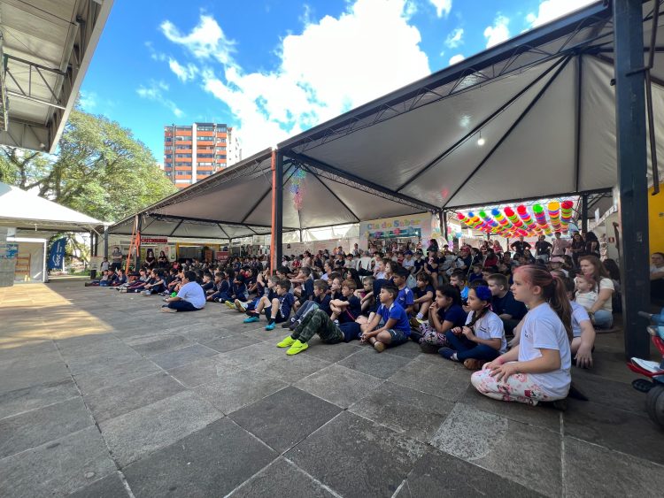 25ª Feira do Livro de Erechim celebra os 106 anos de Erechim