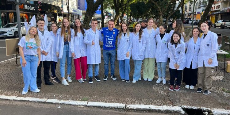 Dia D de Vacinação Contra a Gripe aconteceu na Esquina Democrática e em seis UBS