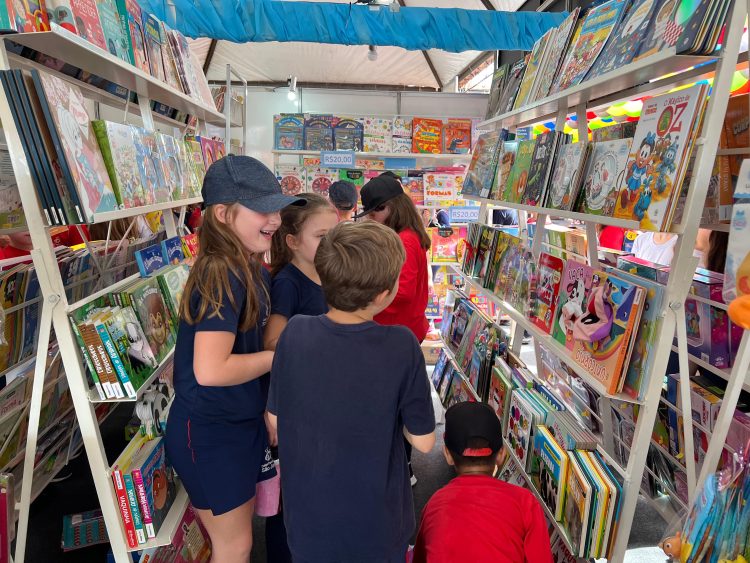 25ª Feira do Livro de Erechim celebra os 106 anos de Erechim