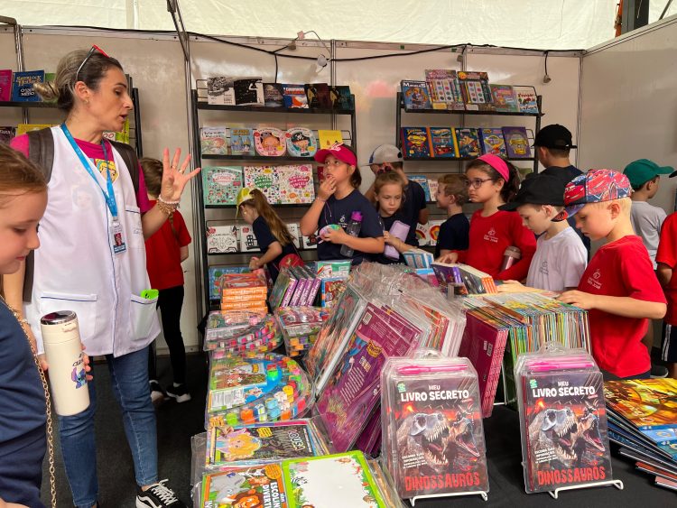 25ª Feira do Livro de Erechim celebra os 106 anos de Erechim