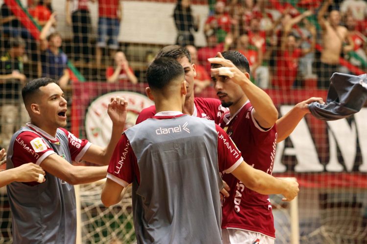 Atlântico vence novamente e avança às oitavas da Copa do Brasil
