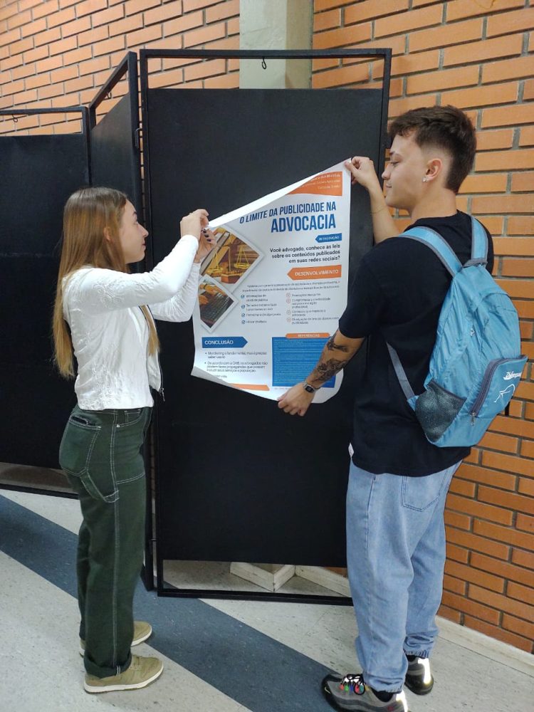 Curso de Direito da URI promove pesquisa na área de comunicação e expressão