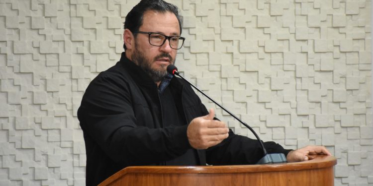 Vereador Araújo pede encerramento da greve no Instituto Federal do Rio Grande do Sul – Campus Erechim