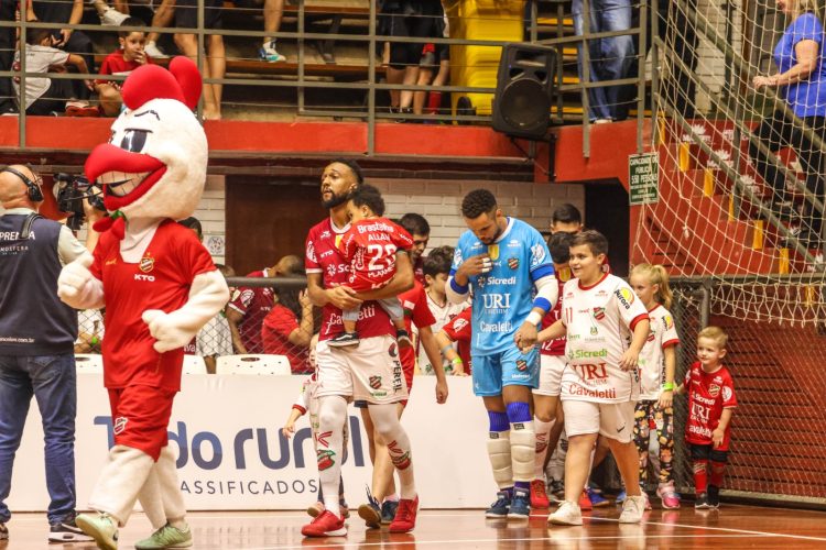 Atlântico terá ponto de arrecadação para atingidos por enchentes no RS em partida pela LNF