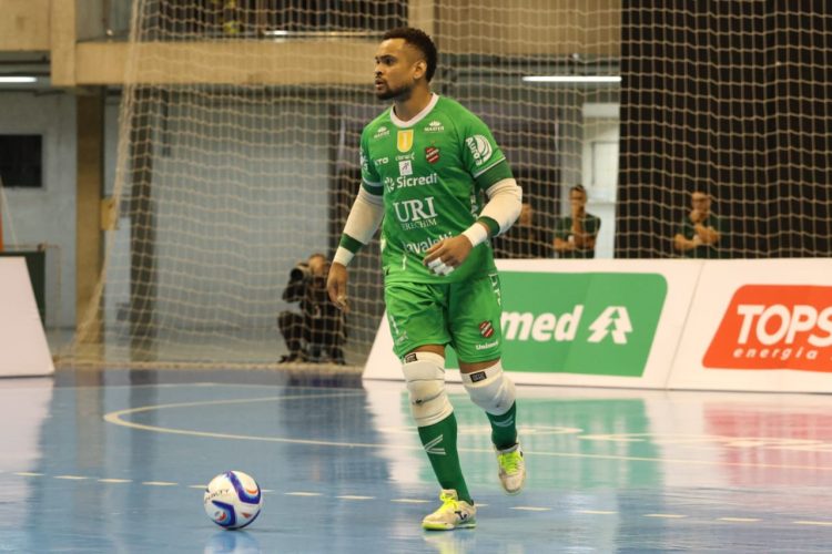 Jogaço de sete gols abre sequência das quartas de final da Copa do Brasil entre Atlântico e Jaraguá