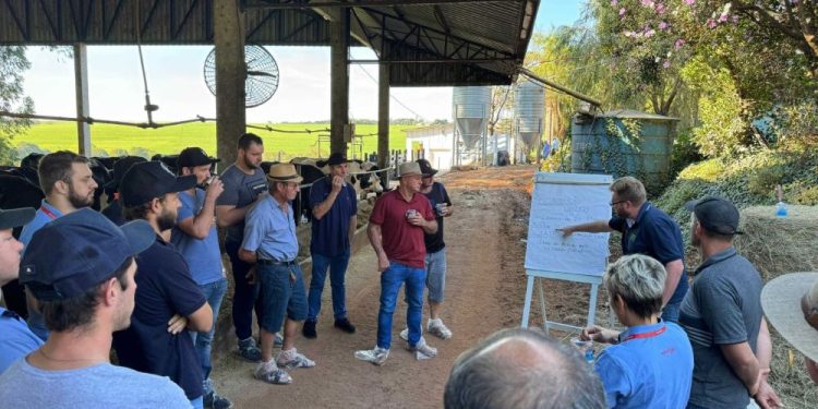 Cotrijal reúne produtores de leite em Dia de Campo