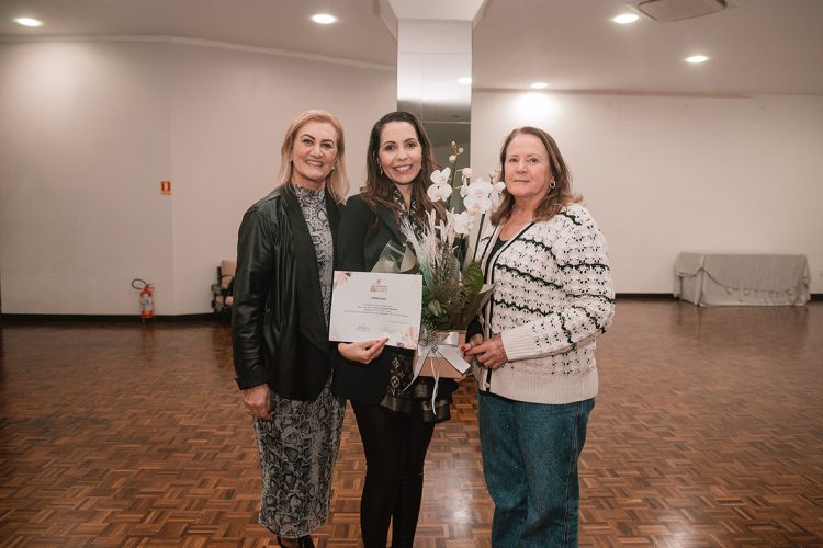 Debutantes do CER Atlântico iniciam preparativos para o Baile de Gala