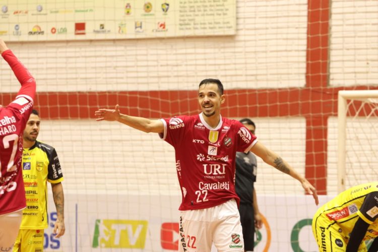 Atlântico vence mais uma e vai a terceiro na LNF