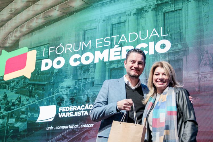 Famurs tem painel apresentado no I Fórum Estadual do Comércio