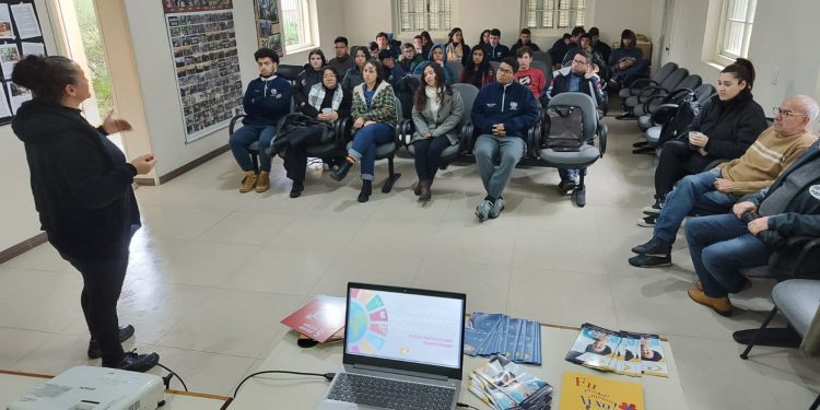 Sala Verde Padre Amstad debate as mudanças climáticas e seus impactos