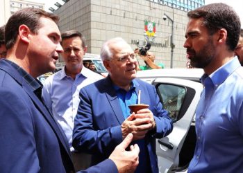 Governador entrega 70 novos veículos para Emater/RS-Ascar fortalecer assistência técnica a produtores