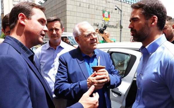 Governador entrega 70 novos veículos para Emater/RS-Ascar fortalecer assistência técnica a produtores