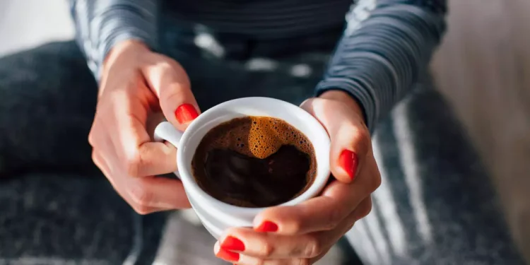 Descubra a quantidade diária de café que pode causar doenças cardíacas