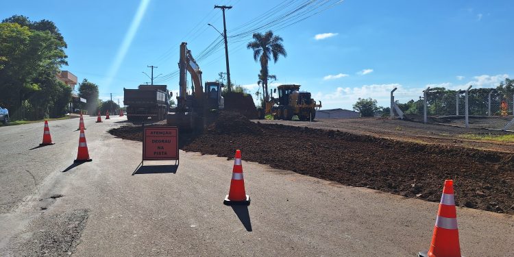 Começam obras de alargamento da Rua Dr. João Caruso