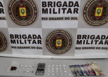 Homem é preso por trafico de drogas apos tentar fugir da polícia em Erechim