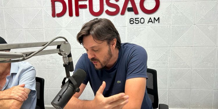 Estiagem afeta produção leiteira e desafia pecuaristas no RS