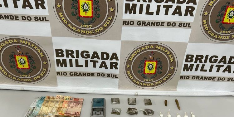 Brigada Militar prende homem por tráfico de drogas na Rua Julio Trombini em Erechim