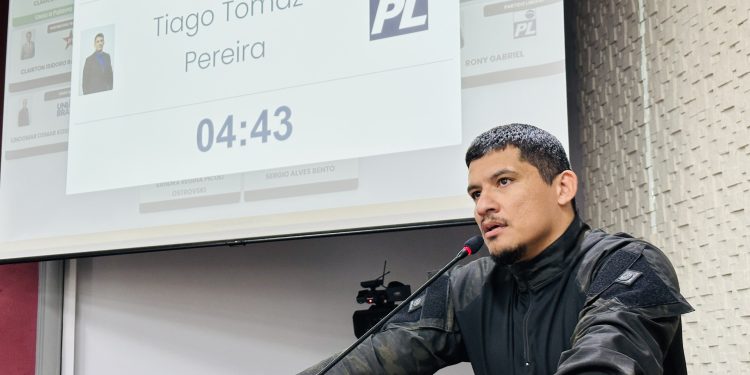 Vereador Tiago The Police defende vigilância armada nas escolas e propõe Semana Municipal da Segurança Escolar