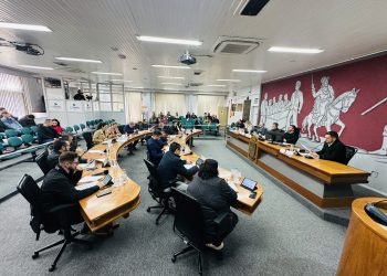Câmara aprova lei que pune empresas que comprarem fios furtados em Erechim