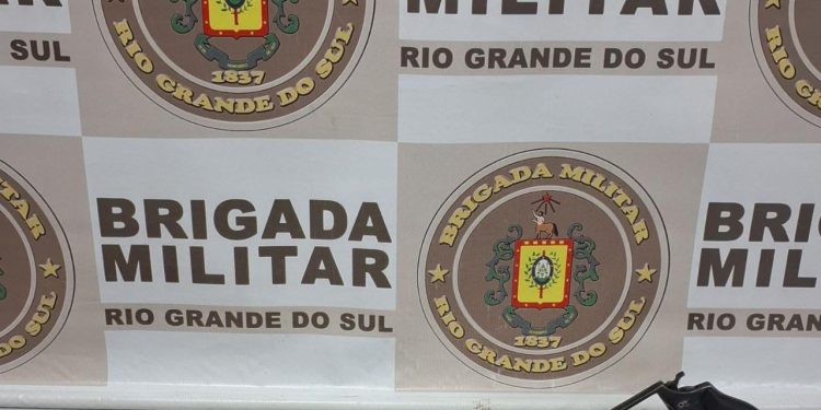 Brigada Militar e Polícia Civil apreendem arma durante operação em Erebango