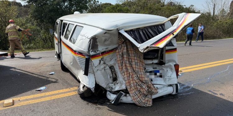 Grave acidente de trânsito é registrado na ERS-135, em Getúlio Vargas