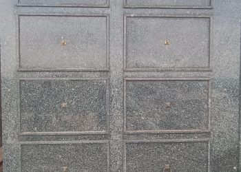 Vândalos depredam túmulos e furtam peças em cemitério de Capo-Erê