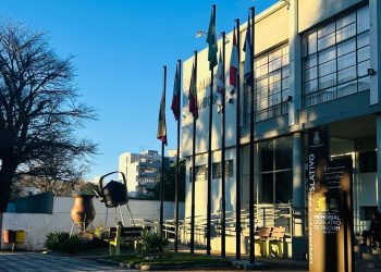 Câmara Municipal aprova evento do Outubro Rosa e ações de integração social e cultural