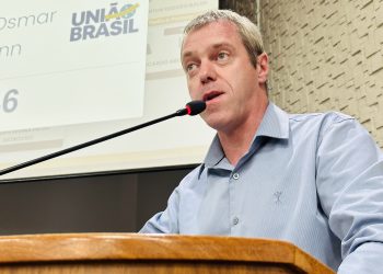 Vereador Kossmann propõe incentivo à fruticultura e retomada da Festa di Bacco em Erechim