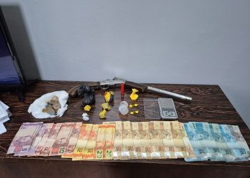 BPChoque prende homem por tráfico e porte ilegal de arma em Faxinalzinho