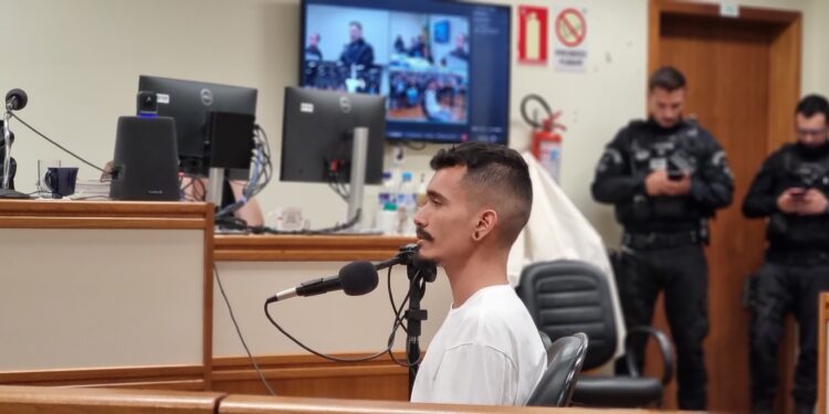 “Não sou o monstro que querem que eu seja”, diz réu no júri de médico Gabriel Basso de Moura morto em Erechim