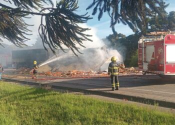 URGENTE: grave acidente de trânsito deixa duas pessoas mortas na BR-386, em Fontoura Xavier