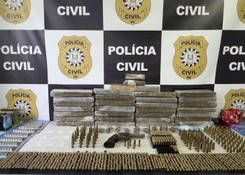 Ação da DRACO em Erechim apreende 18 kg de maconha e arsenal com mais de 1.400 munições