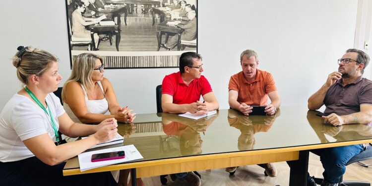 Frente Parlamentar da Agricultura e Meio Ambiente é instalada na Câmara de Vereadores de Erechim