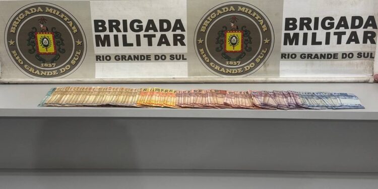 Brigada Militar prende homem por posse ilegal de arma de fogo em Erechim