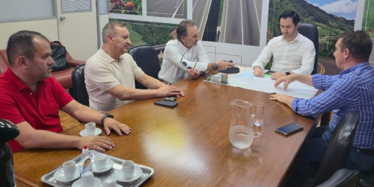 Reunião no DAER avança tratativas para licitação da Ponte do Rio Tigre e convênios regionais