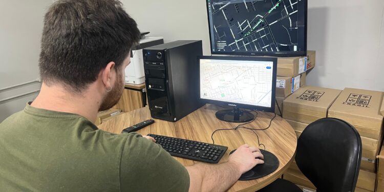 16 mil pontos de iluminação pública terão sistema inteligente em Erechim