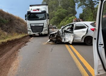Grave acidente deixa uma pessoa ferida na ERS-135, em Getúlio Vargas