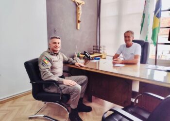 Presidente da Câmara recebe comandante do 13º BPM e reforça parceria institucional