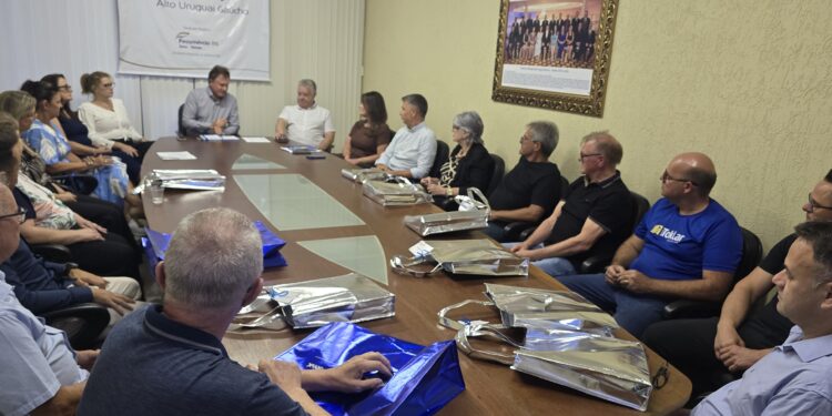 Sindilojas Alto Uruguai inicia nova gestão com foco na união e na defesa das empresas