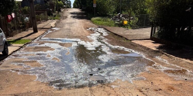 WhatsApp: (51) 99704-6644: AGER orienta população a registrar vazamentos de água junto à Aegea/Corsan para agilizar soluções