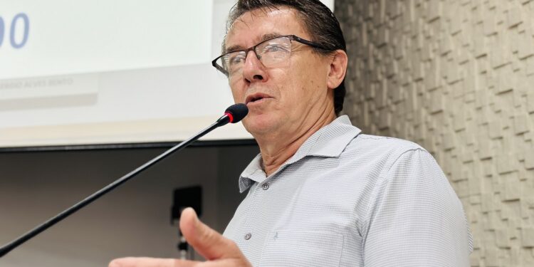 Vereador Balen da Feira solicita implantação de rede pluvial e pavimentação no Bairro Koller