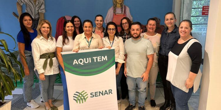 Capacitação fortalece desenvolvimento profissional e emocional de servidores da Saúde em Erechim