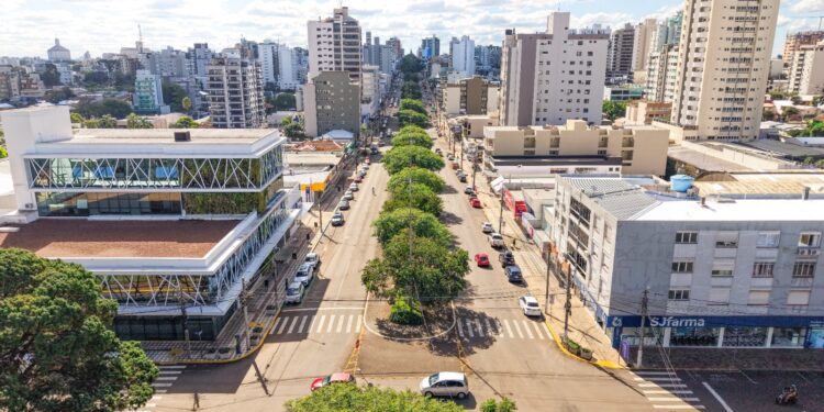 Prefeitura inicia recuperação de avenidas centrais e prevê melhorias em 95 mil m² de pavimentação em Erechim