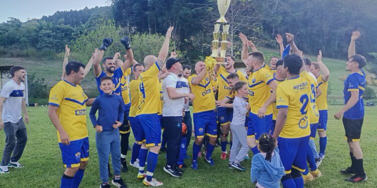 Finais do Municipal de Futebol de Campo movimentam Erechim